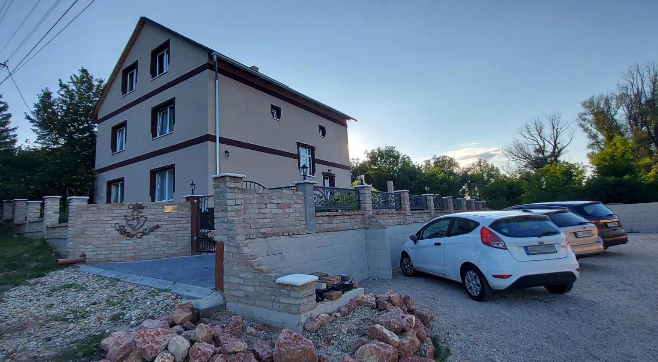 Villa Verteskacsa Vértesacsa Exterior foto